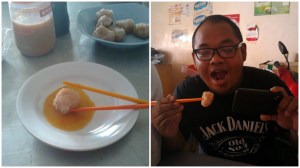 Mau pilih yang goreng juga bisa. Beberapa varian, yang jelas ada rasa ayam dan babi.