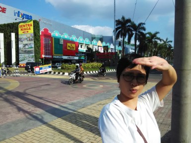 persimpangan kawasan niaga Sukoharjo. 